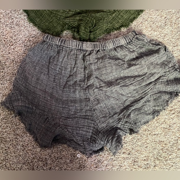 Women's Green and Gray Shorts Bundle Raw Hem Pockets Free People - Picture 8 of 9